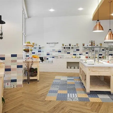 Calypso Slantchev Briag