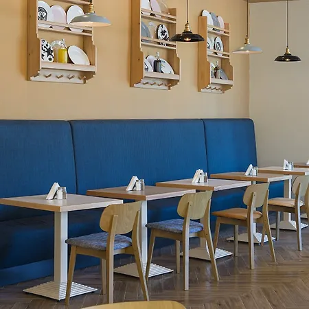 Calypso Slantchev Briag