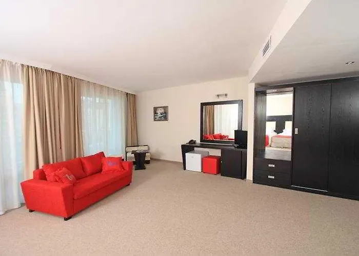 Готель Calypso Сонячний Берег