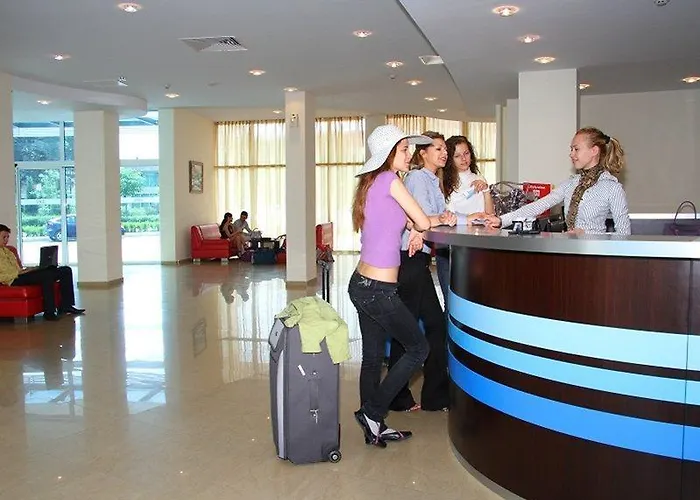 Готель Calypso Сонячний Берег